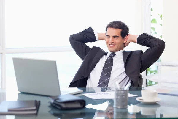 imagem empresario feliz